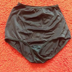 vintage 80s tummy control briefs panties Playtex NWOT